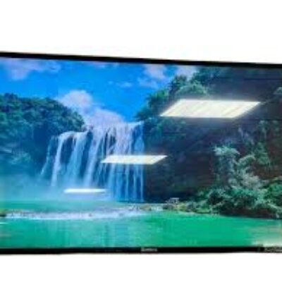 TELEVISEUR DESKA 65 SMART TV INCASSABLE